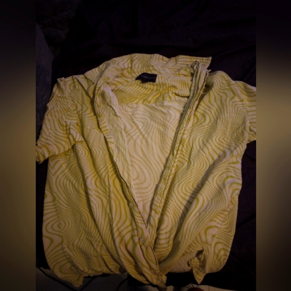 Green swirled button up
